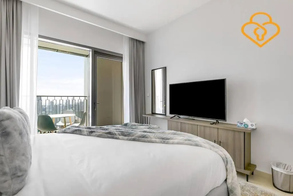 Downtown Views 3 Bedroom W Nanny Full Burj Khalifa View Connected To Dubai Mall Apartment