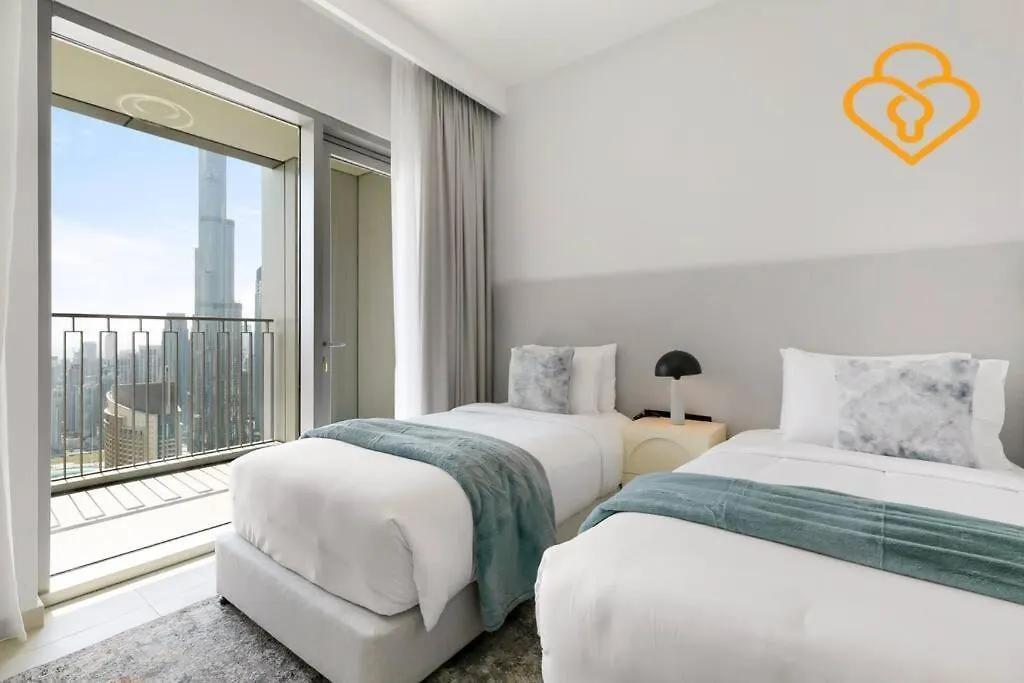 Downtown Views 3 Bedroom W Nanny Full Burj Khalifa View Connected To Dubai Mall 0*,  الإمارات العربية المتحدة